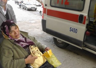 4 kişi karbonmonoksit gazından zehirlendi