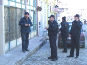 Kendi otomobili diye başkasının aracını aldı