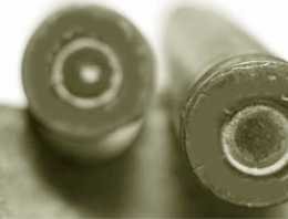 İran Türkler'e ateş açtı