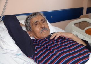 Abdurrahim Karakoç tedavi altında