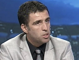 Vekiller Hakan Şükür'ün yolunda