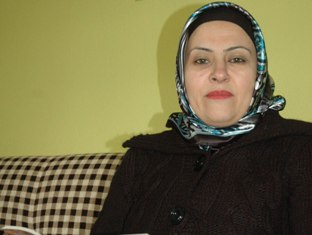 Yazdığı şiirlerle hayata tutundu