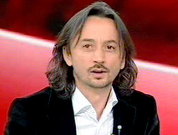 Yeni Şafak yazarı kime bela okudu?