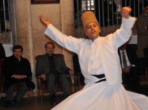 Laricani sema ayinini izledi