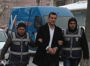 Cani evlat tutuklandı!