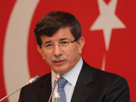 Davutoğlu: Fransa yasalarına göre hukuk dışı