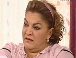 Ünlü sanatçı hayatını kaybetti