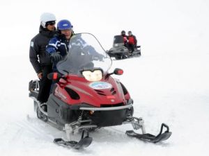 Davutoğlu ve Yıldız'ın jet ski keyfi!