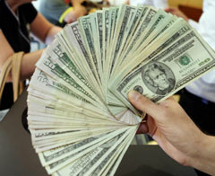 Dolar haftaya böyle başladı