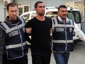 Hemşire karısını yanlışlıkla öldürmüş!