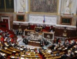 Azerbaycan'dan Fransa'ya insanlık dersi