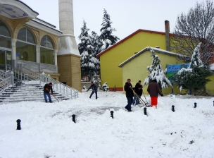 Kulu'da kar yağışı