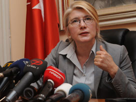 Tarhan'dan Gül'e '7 yıl' tepkisi
