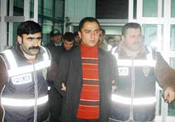Emniyetten "gözcü" taktiği