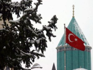 Mevlana Müzesi kar altında bir başka güzel
