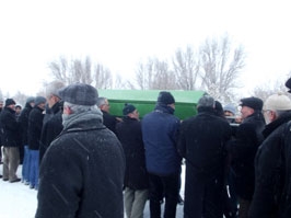 Feci kazada ölenler toprağa verildi