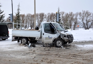 Seydişehir'de trafik kazaları: 4 yaralı