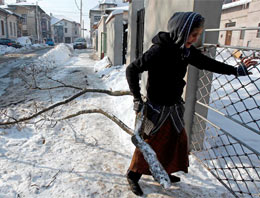 Aşırı soğuktan 101 kişi öldü
