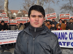 İstiklal Mahkemeleri kaç alimi idam ettirdi?