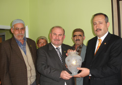 AK Parti'den anlamlı ziyaret