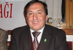 Bir aile yılda 16 ağaç borçlanıyor