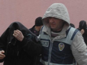 Bir haftada 3 kez hırsızlıktan yakalandı
