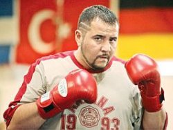 Berlin Kaplanı milyonu gördü