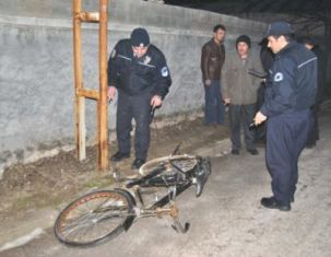 Ölüm, bisiklet üzerinde yakaladı