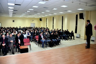 Liselilere bağımlılıktan kurtulma yolları anlatıldı