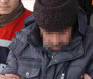 Öz kızına tecavüz etti !