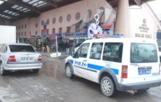 Balık halinde silahlı kavga: 2 yaralı