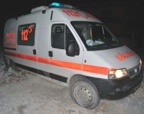 Çamura saplanan ambulans1,5 Saatte kurtarıldı