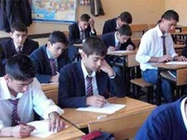 Lisede kravat zorunluluğu kalkıyor