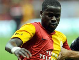 Eboue'den derbi mesajları