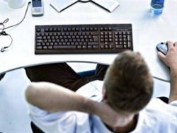 Bigisayar karşısında daha çok göz kırpın