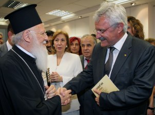 Anayasa'ya FENER tepkisi
