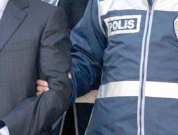 Ünlü müzisyene kokain gözaltısı!