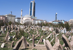 Mezarlıklar, bir şehrin hafızası...