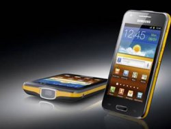 Projektörlü akıllı telefon