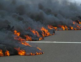 Bir mahalleyi yok etti!