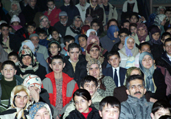 800 öğrenciye eğitim yardımı