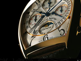 150 işçinin 1 yıllık maaşını kolunda taşıyor!