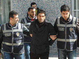 Kaleşnikoflu saldırganlardan biri yakalandı