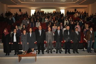 ‘Modern Zamanda Kadın’ konuşuldu