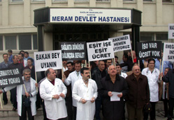 Doktorların tepkisi devam ediyor
