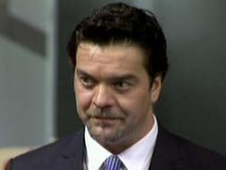 Beyaz'dan Cem Yılmaz'a sitem