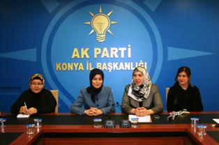 Sare Davutoğlu, AK Partili kadınlarla bir araya geldi