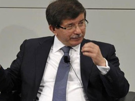 Davutoğlu Kofi Annan ile bir araya geldi