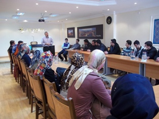 Selçuklu AK Gençlik Mehmet Akif'i andı