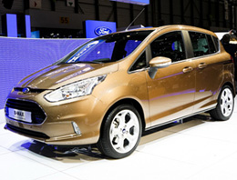 B-Max Cenevre'de sahne aldı